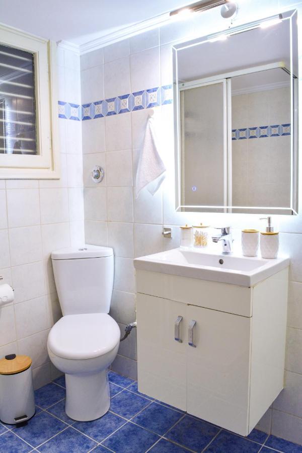 Your Comfy Apartment In Acropolis Area Athena Bagian luar foto